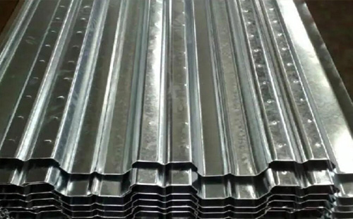 高层住宅吊装徽县楼承板怎么省工期